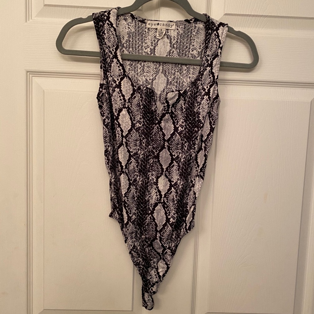 Snake print Body suit